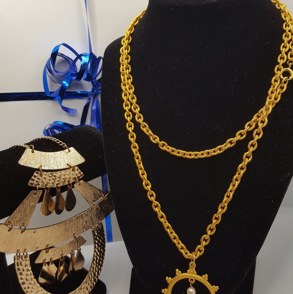 Statement Bundle, 2 Items, Vintage - image 2